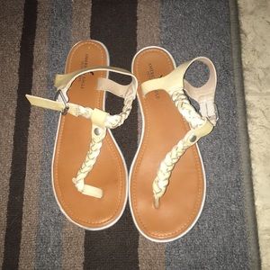 Strappy flat sandals